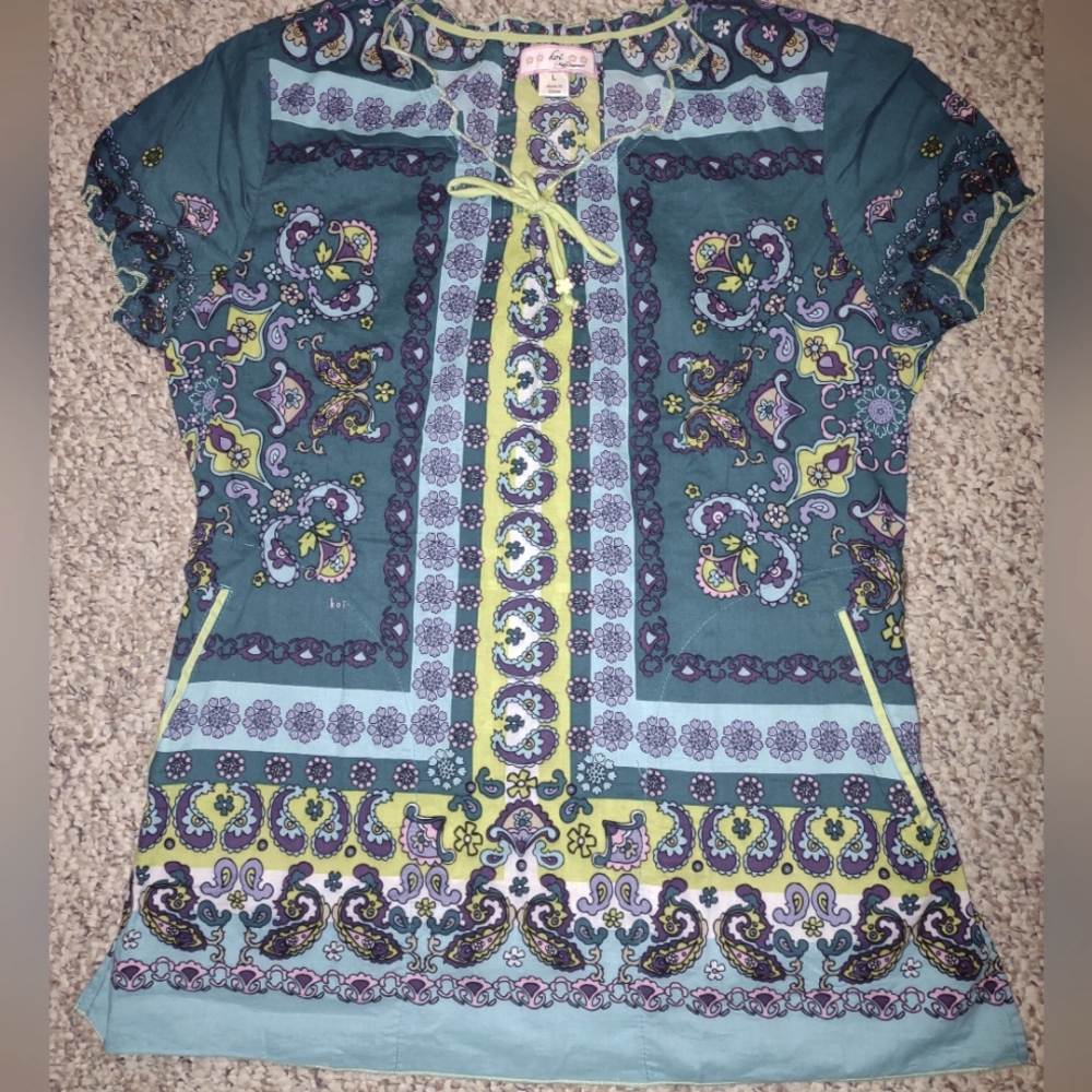 Koi Kathy Peterson dark green colorful scrub shirt